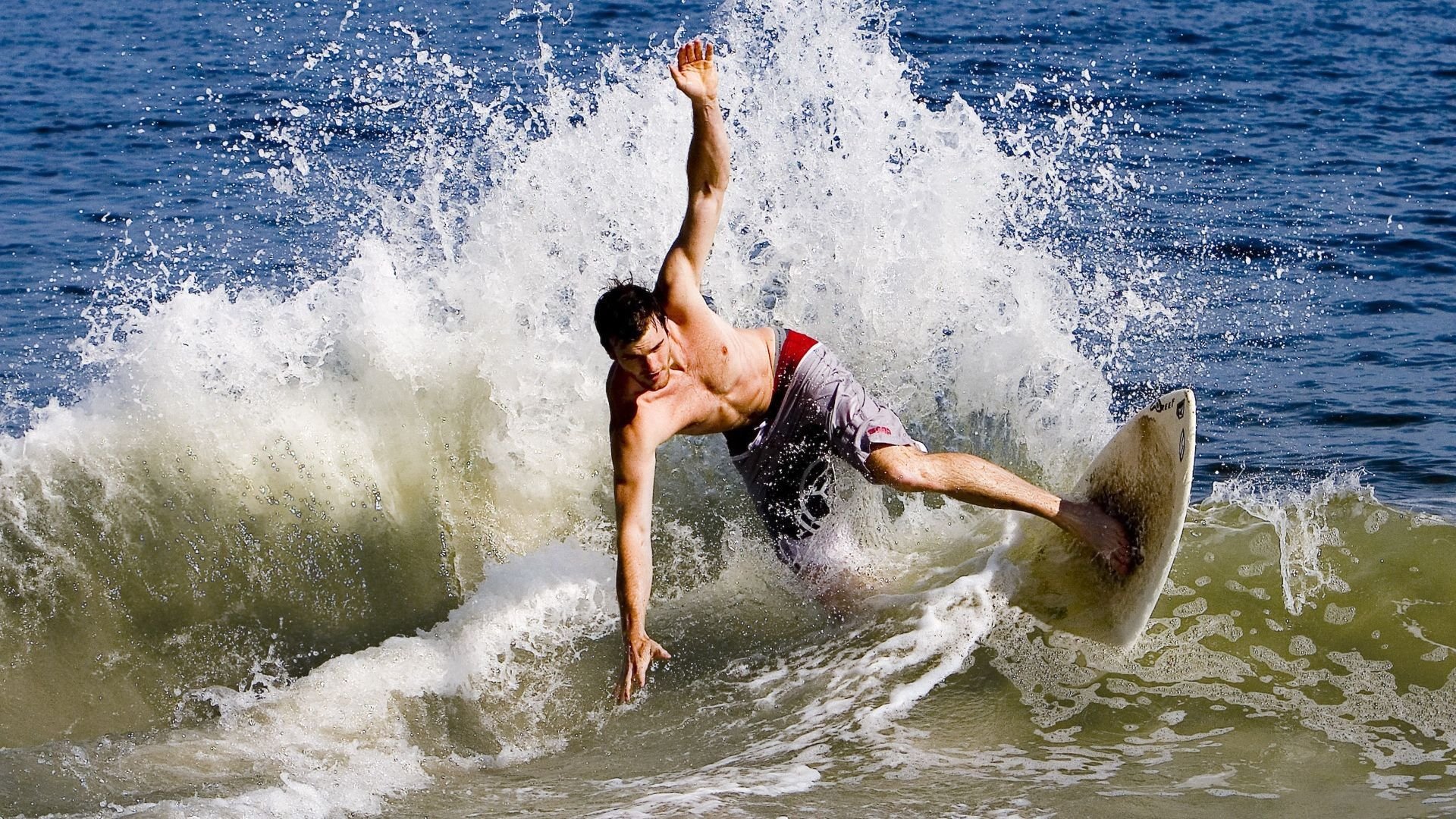 体育新闻中心深化体育视频内容智能生成研究，如何创新体育短视频